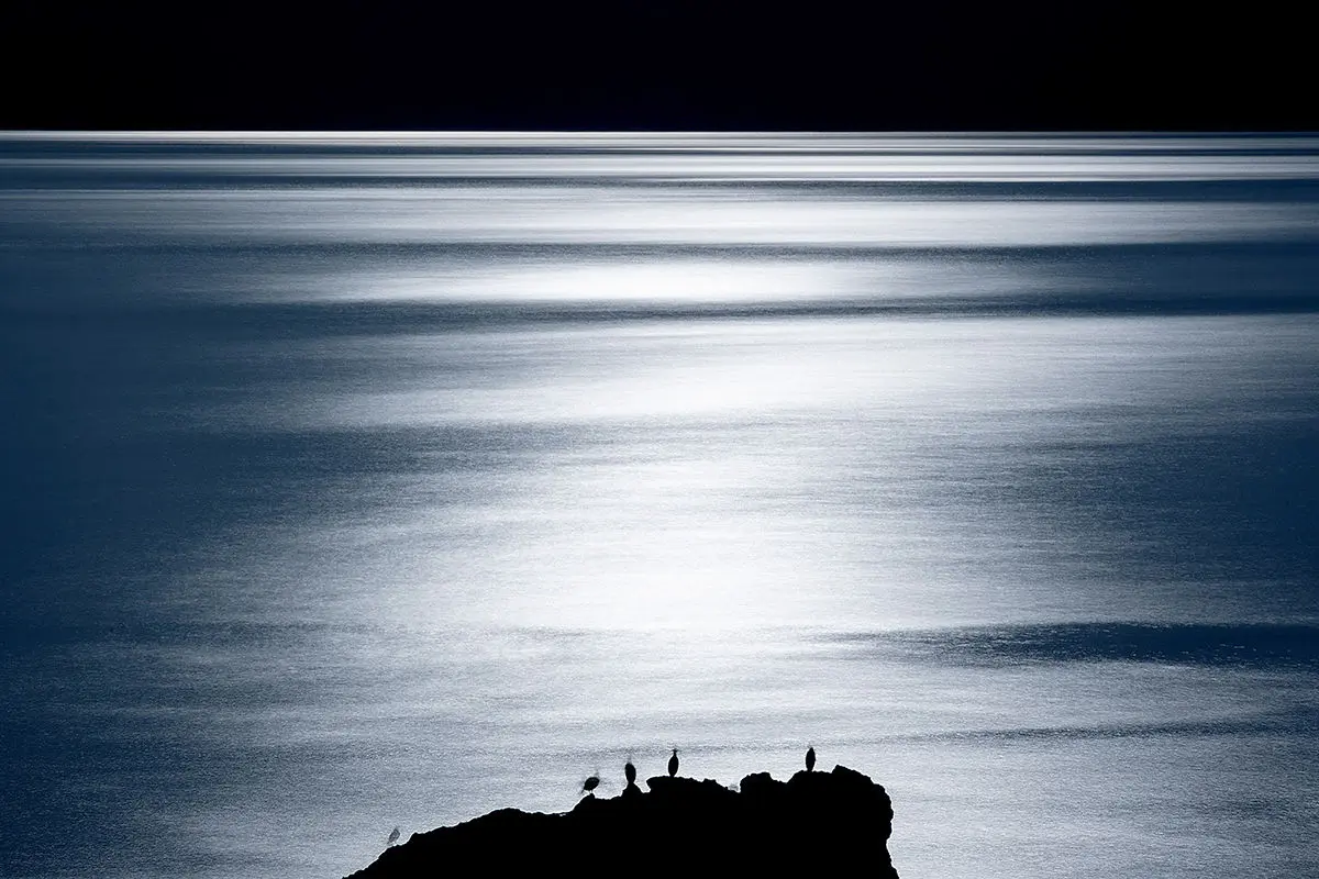 静かな波は、心に優しく触れる