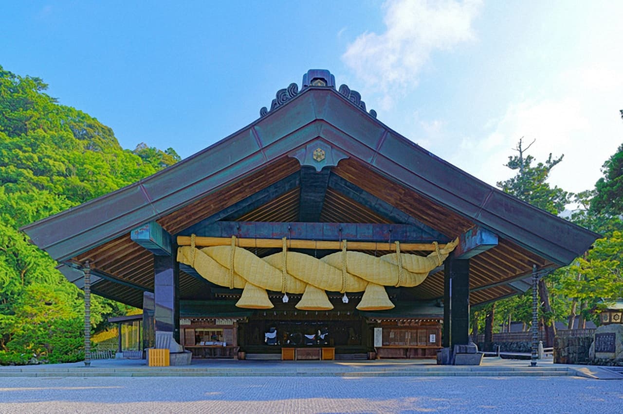 出雲大社　神楽殿