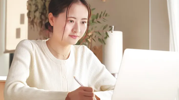 ライフスタイルに 合わせて、 自由に学べる